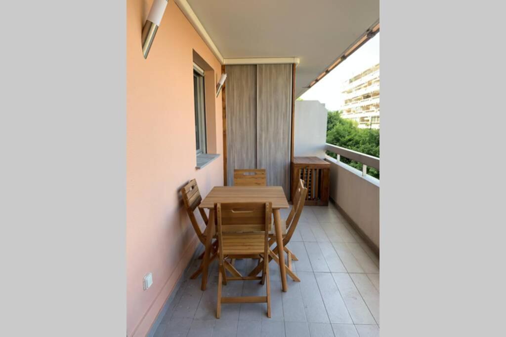Juan Les Pins Joli T2 Parking Inclus! Antibes Exterior foto